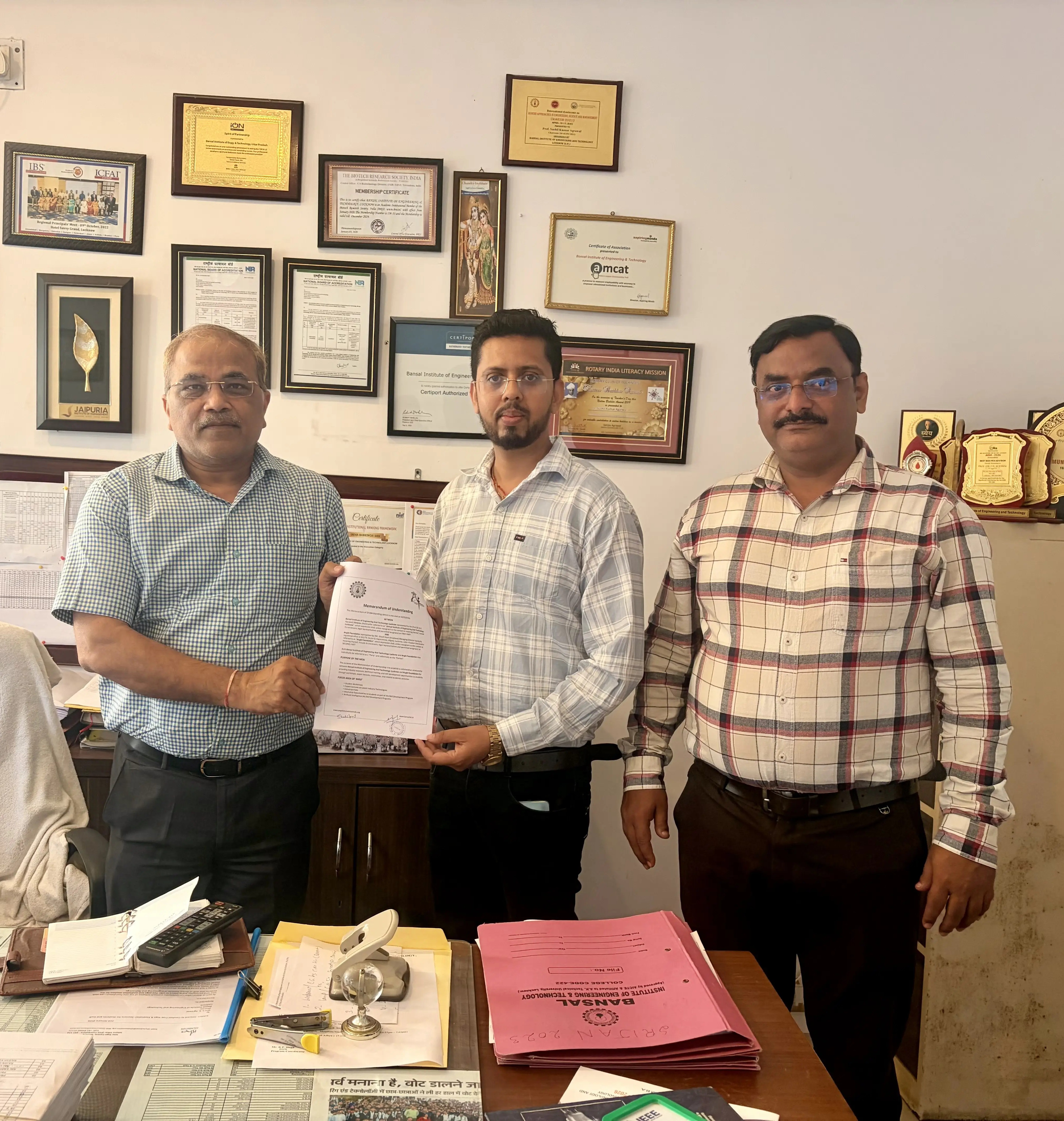 BANSAL IET,LUCKNOW logo